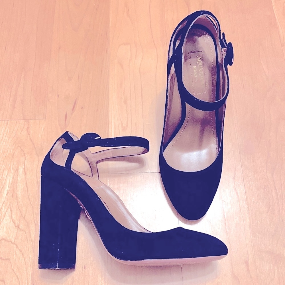 Beautiful Aquazzura Suede Heels✨